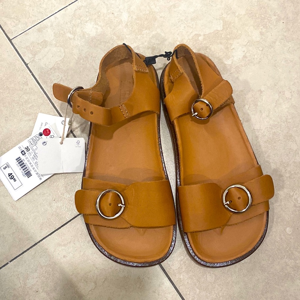 Zara NWT girls camel sandals